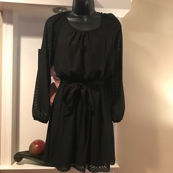 Speechless Dresses & Skirts - 💂🏾‍♀️Black Dress💂🏾‍♀️